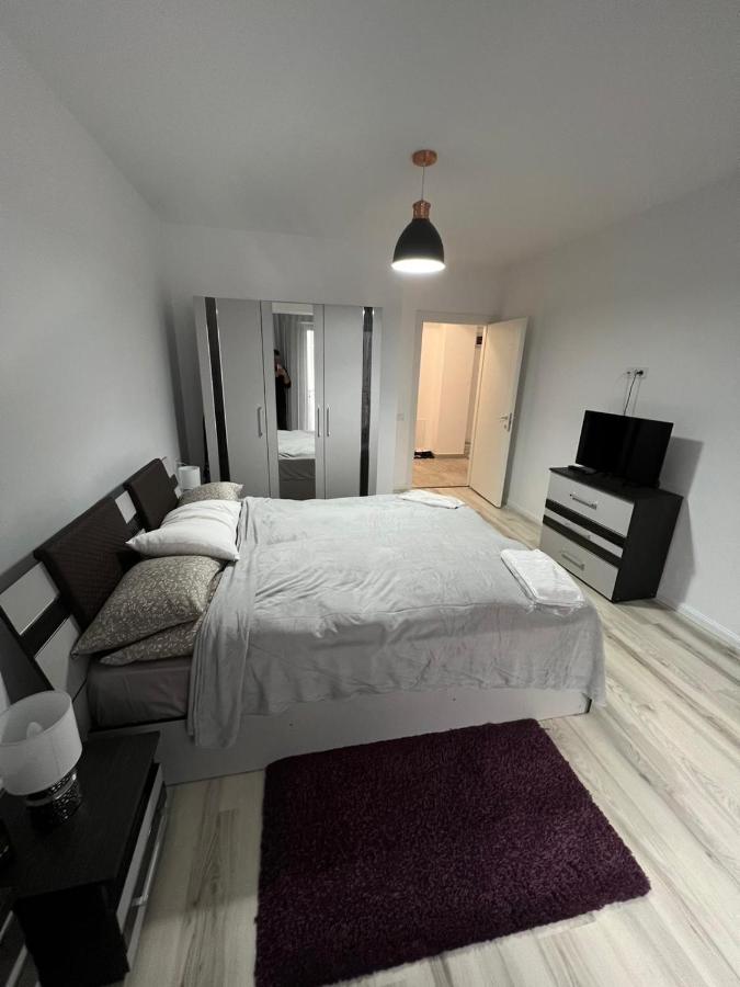 Apartament Intr-O Zona Rezidentiala Linistita Iasi Luaran gambar